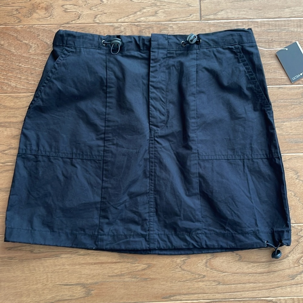 Ultra Flirt Black Athletic‎ The Utility Bungee Mini Skirt Small NWT